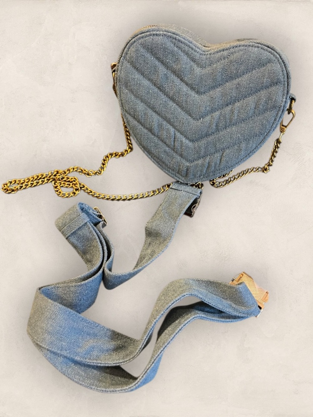 Heart Shaped Denim Crossbody Bag Quilted Blue w Chain & Extra Straps - Picture 13 of 13